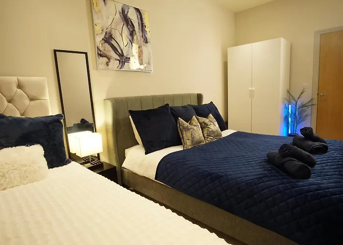 The Jade Emperors Suite - Sleeps 5 - City Centre - Flexible Check In - First Direct Arena 7Min Walk