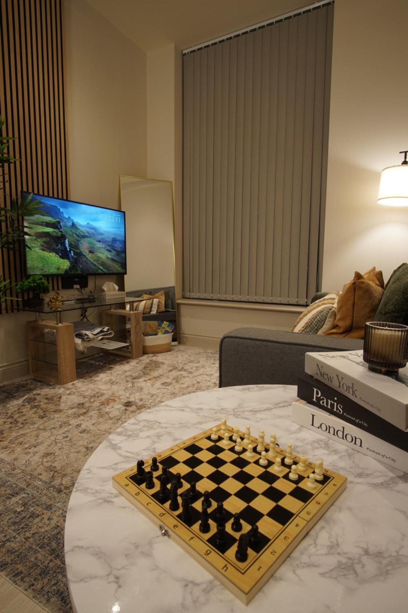 Apartment The Jade Emperors - Sleeps 5 - Centre - Flexible Check In - First Direct Arena 7min Walk *