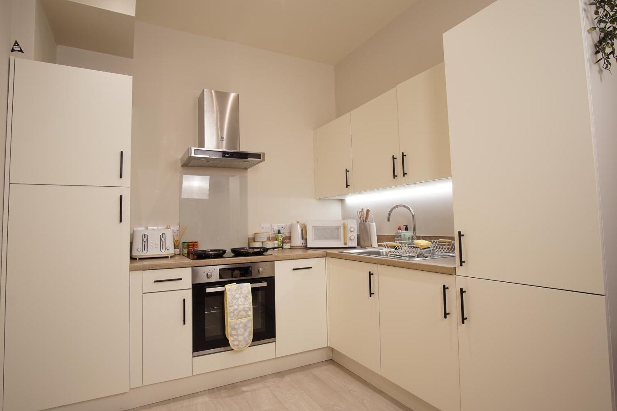 The Jade Emperors - Sleeps 5 - Centre - Flexible Check In - First Direct Arena 7min Walk Leeds (West Yorkshire)