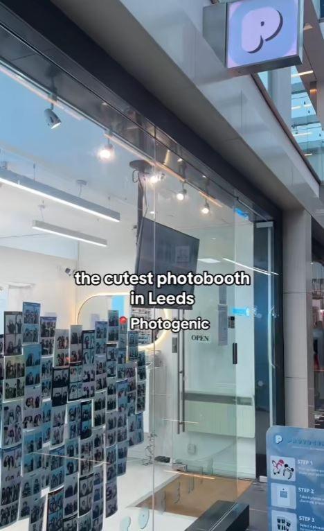 The Jade Emperors - Sleeps 5 - Centre - Flexible Check In - First Direct Arena 7min Walk